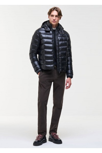 Shiny down jacket with detachable hood