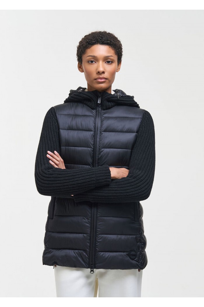  Medium-long hybrid jacket