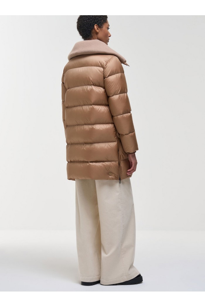 Long down jacket with wide collar