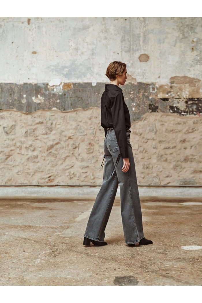 Black flared Jean Pants "CHLOE"