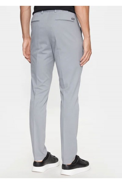 SLIM-FIT CHINOS IN STRETCH-COTTON GABARDINE GREY SLIM-FIT CHINOS IN STRETCH-COTTON GABARDINE GREY
