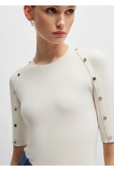 KNIT T-SHIRT IN STRETCH FABRIC WITH HARDWARE DETAILS KNIT T-SHIRT IN STRETCH FABRIC WITH HARDWARE DETAILS