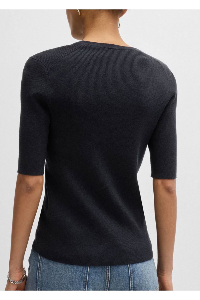 KNIT T-SHIRT IN STRETCH FABRIC WITH HARDWARE DETAILS