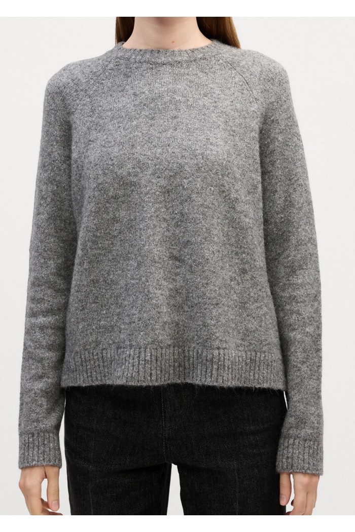 Crew-neck sweater in stretch fabric