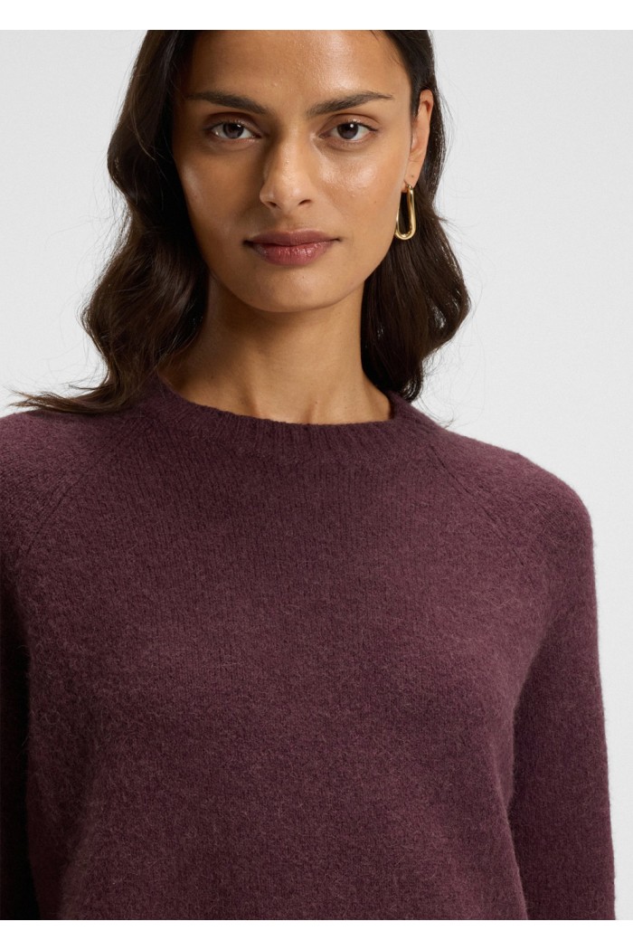 Crew-neck sweater in stretch fabric