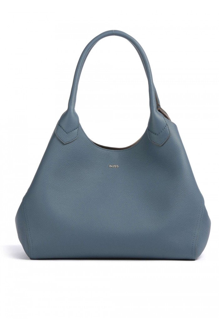 Tote bag in grained leather with logo lettering