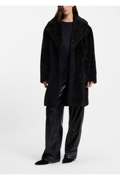 Teddy coat with adjustable collar Teddy coat with adjustable collar