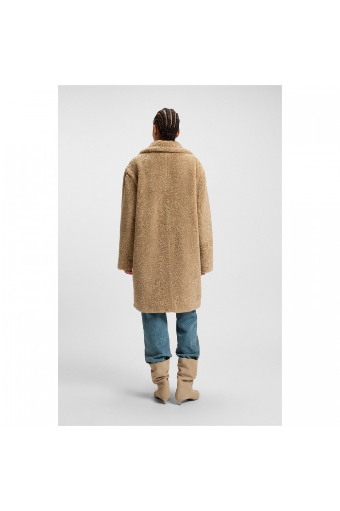 Teddy coat with adjustable collar