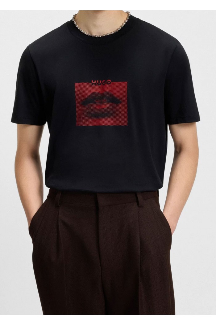 Cotton-jersey T-shirt with lip artwork