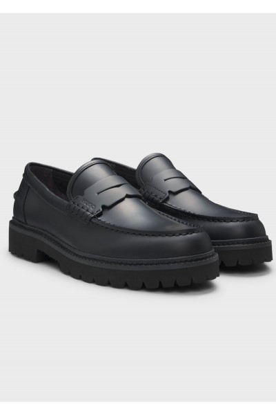 Leather loafers with lug outsole