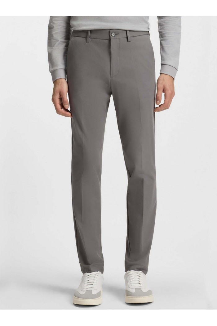 Slim-fit pants in a stretch-cotton