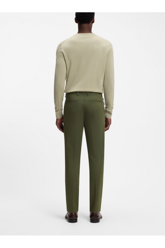 Slim-fit pants in a stretch-cotton