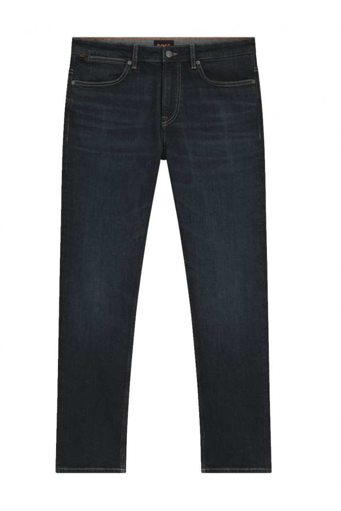 Slim-fit jeans with contrast stitching