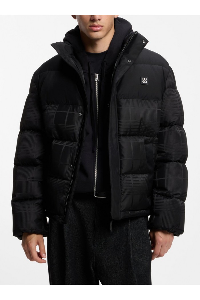 Water-repellent puffer jacket
