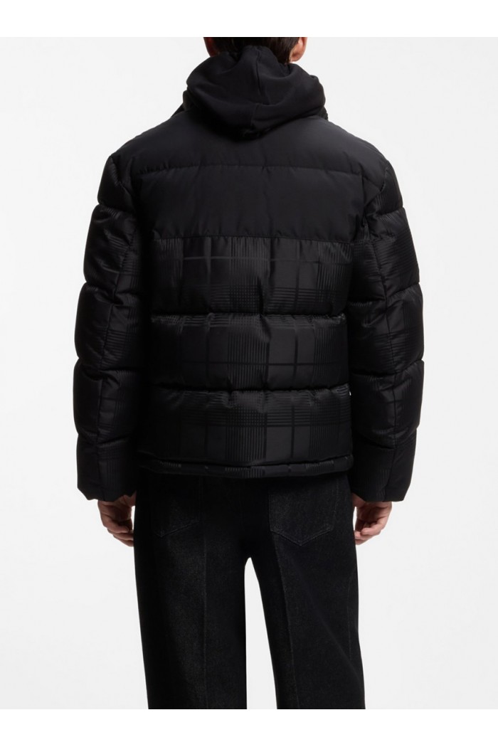 Water-repellent puffer jacket