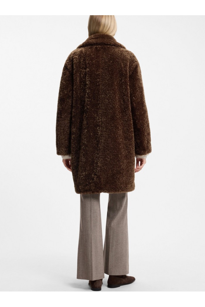 Teddy coat with adjustable collar