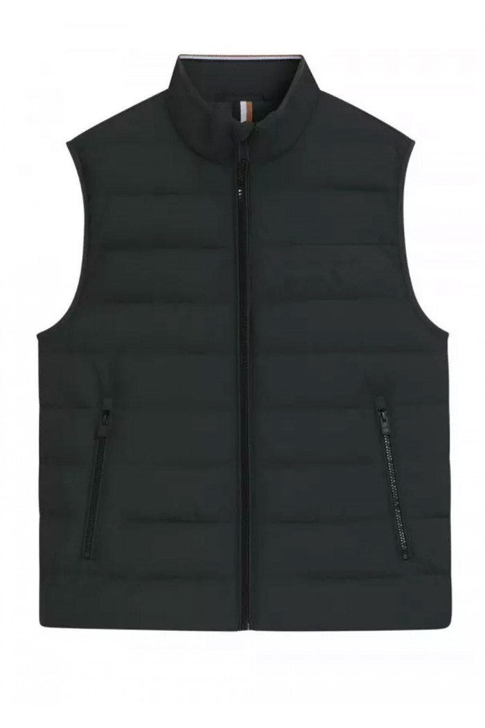 Water-repellent gilet with tonal logo