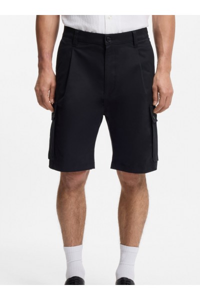 Stretch-cotton cargo shorts with pleat front