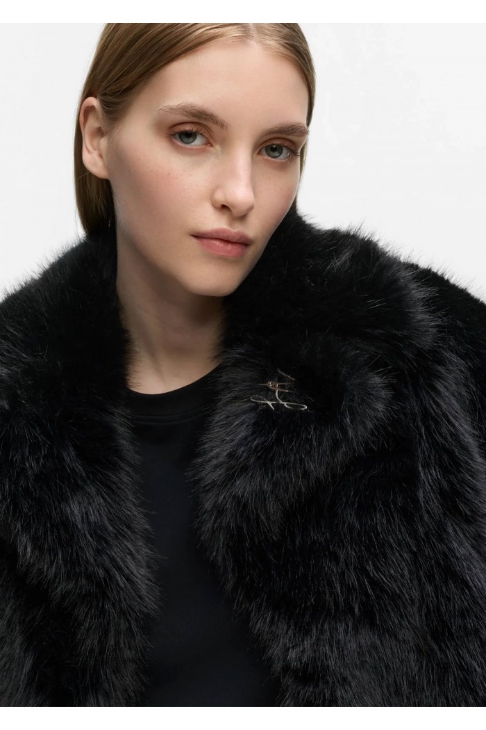 Transformable long faux-fur coat