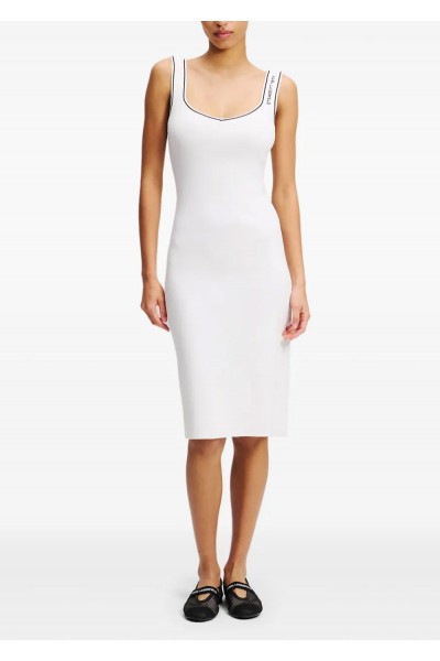 ESSENTIAL KNITTED DRESS