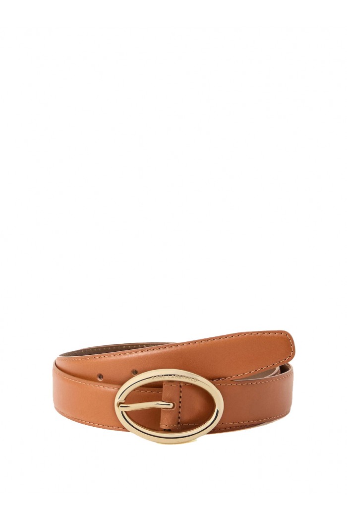 Oval buckle belt