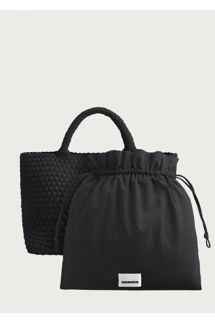 Medium Di nero
