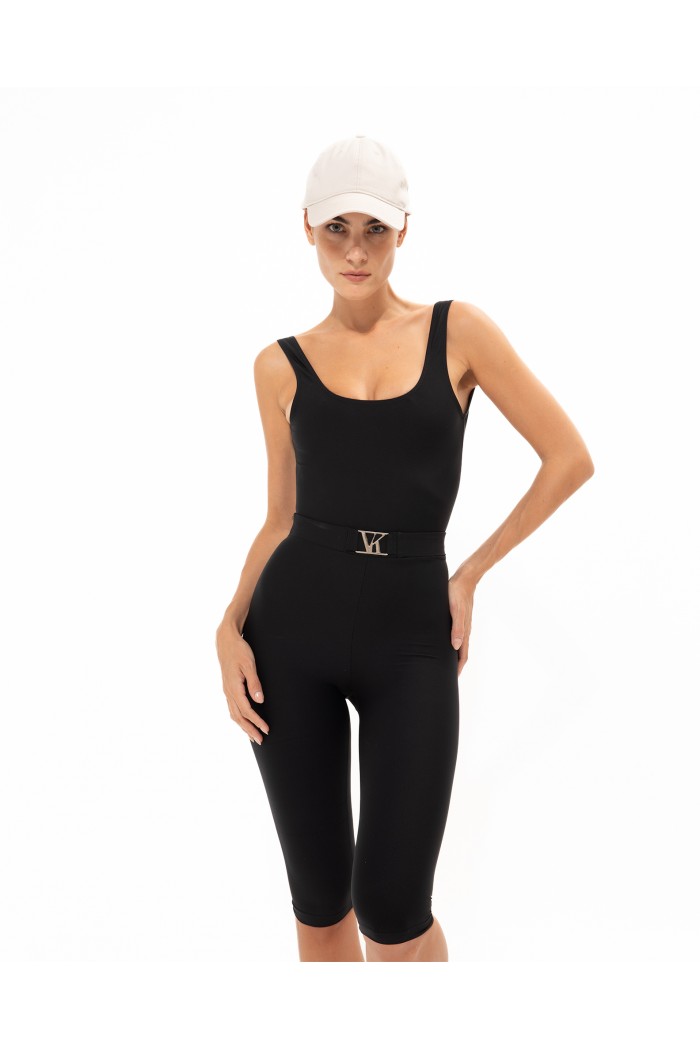 BLACK ACTIVE CAPRI PANTS