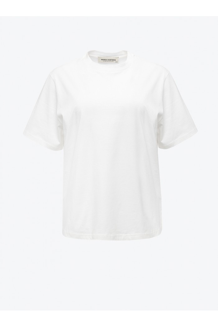 WHITE T-SHIRT WITH BLUE BANDANA