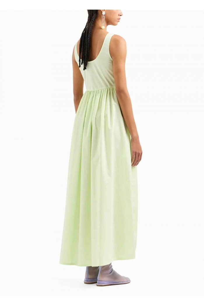 LONG, FULL-SKIRTED POPLIN DRESS WITH GATHERED WAISTt