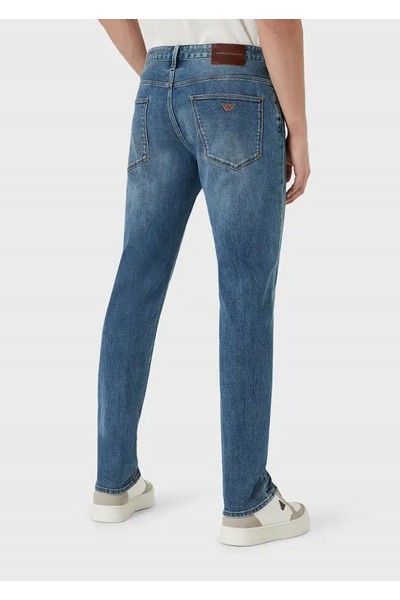 J06 SLIM FIT  BLEACHED JEANS  J06 SLIM FIT  BLEACHED JEANS