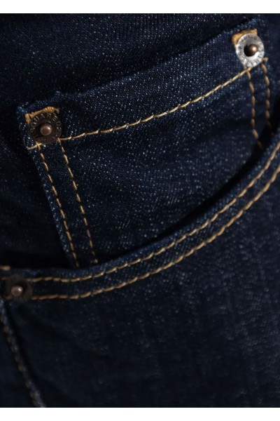 Dark Rinse Wash Skater Jeans