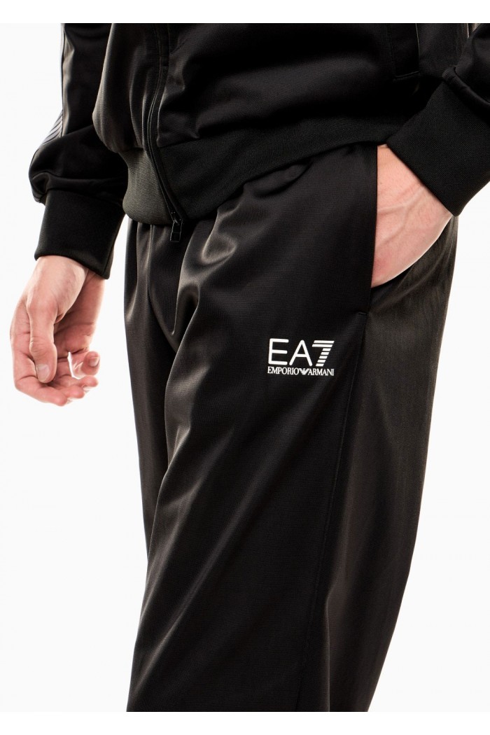Lines tracksuit in recycled technical fabric