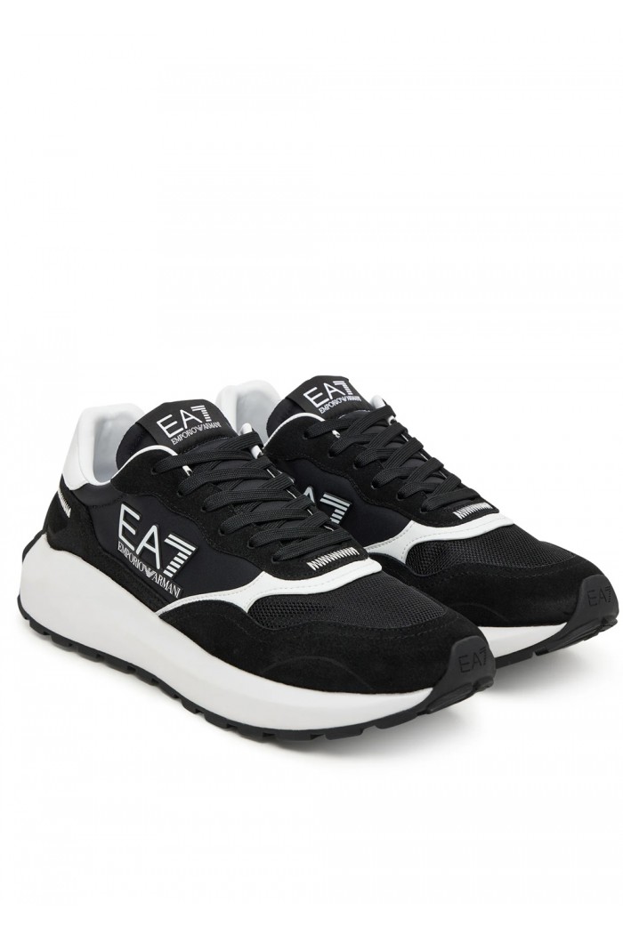 Sneakers with Logo