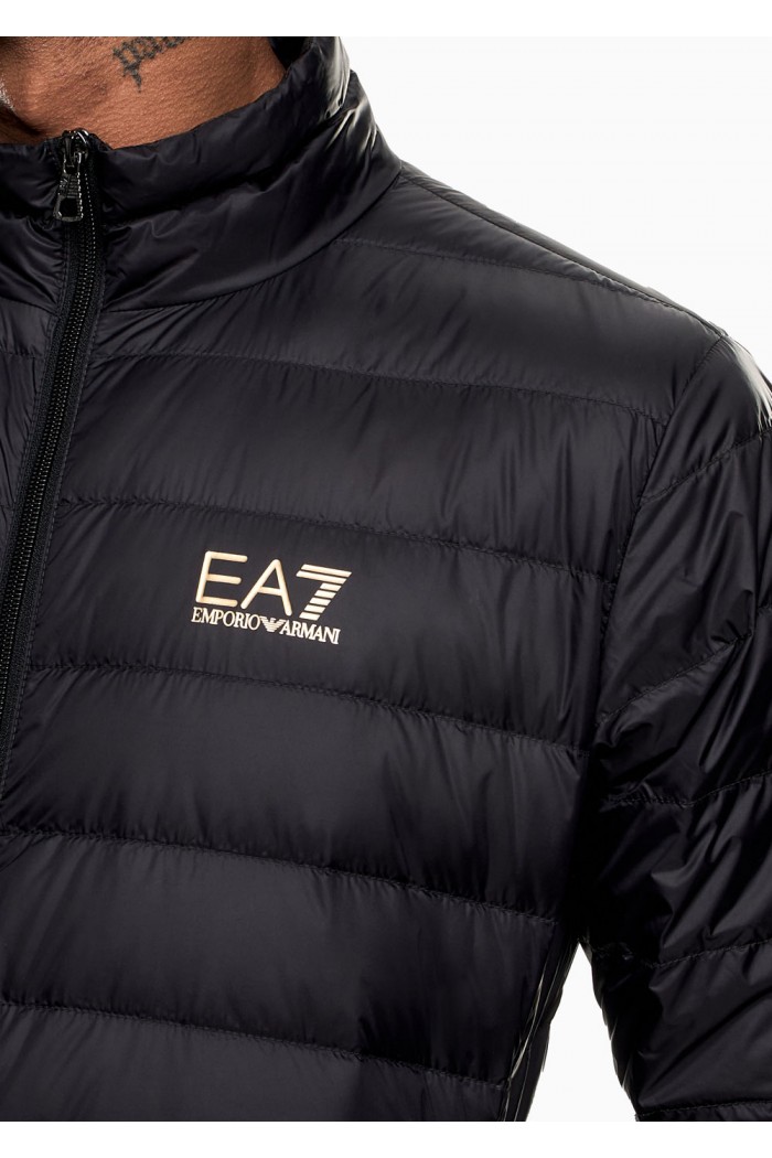 packable down jacket