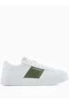 Leather sneakers with contrasting stripe