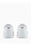 Leather sneakers with contrasting stripe