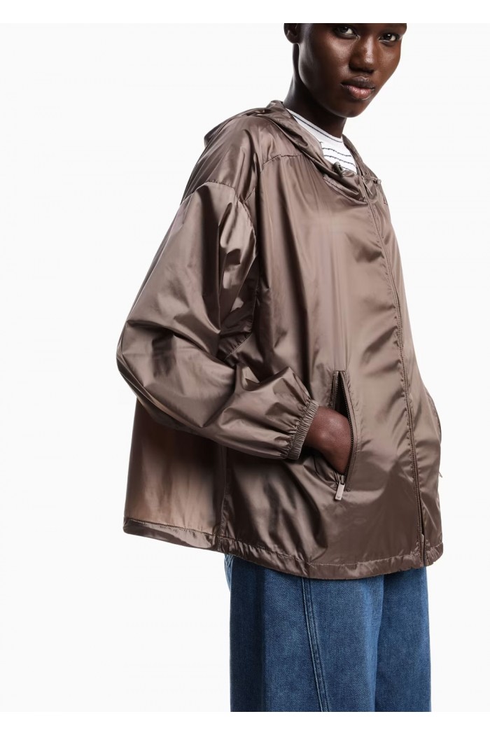Water-repellent nylon hooded blouson