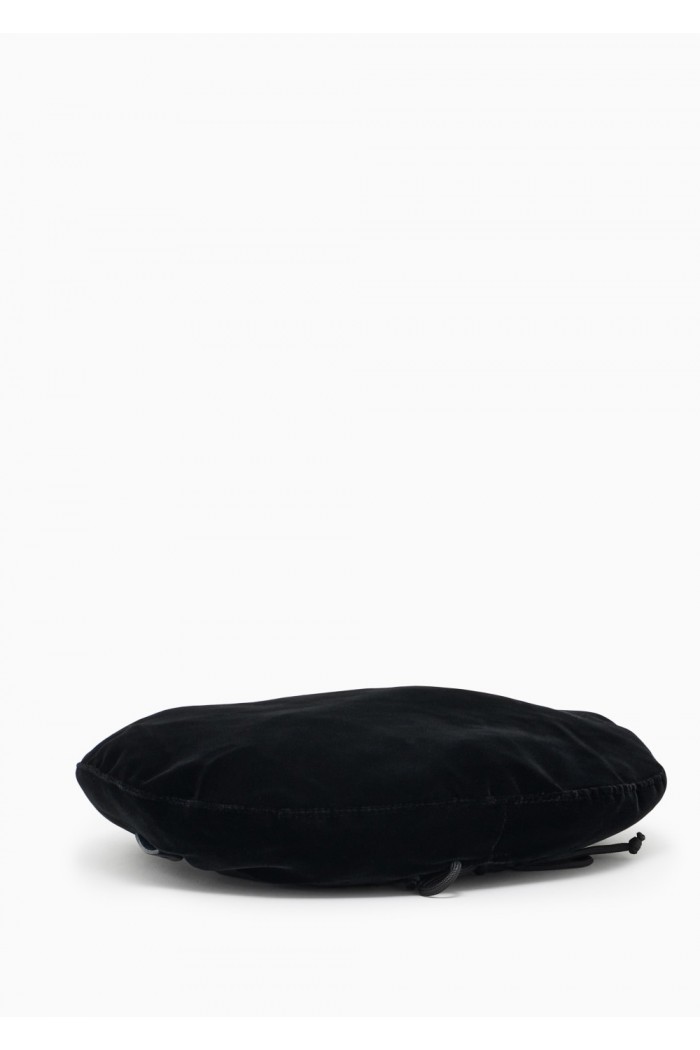 Velvet beret