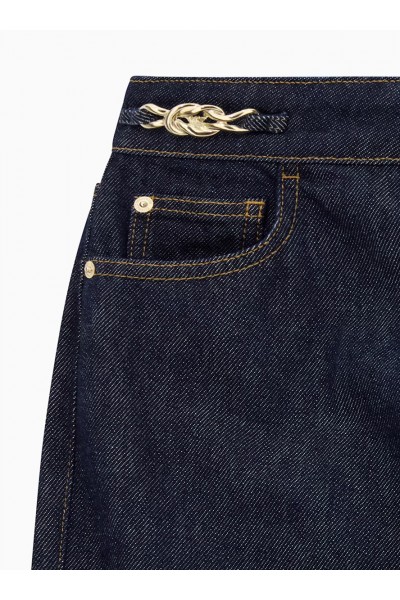 Five-pocket denim jeans with a metal knot on the waistband