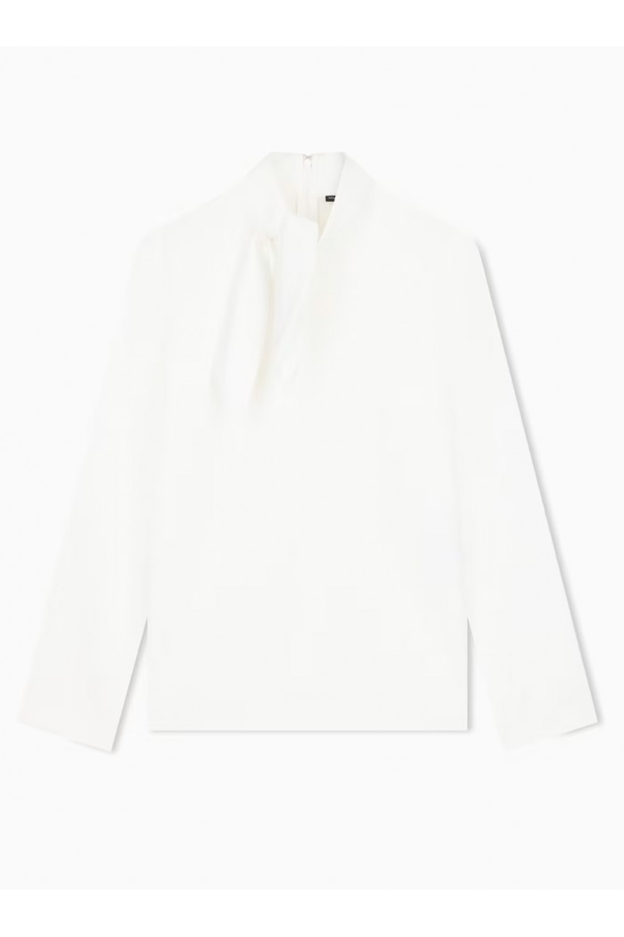 Unlined shirt in techno twill with back zipper and hook