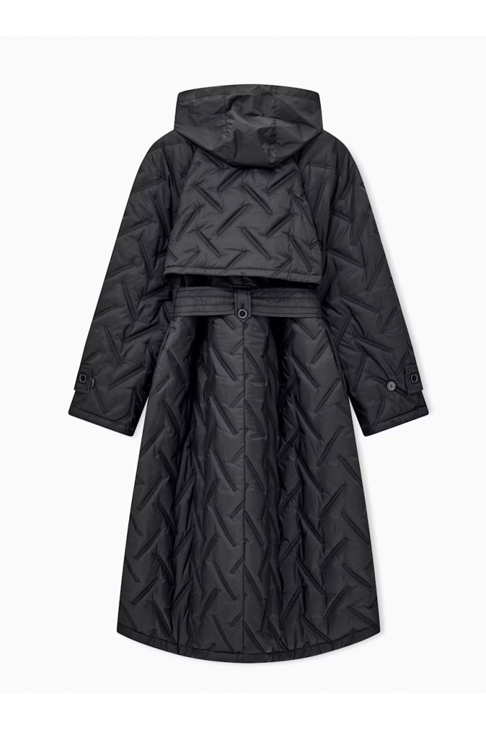 Long quilted light nylon coat with a hood and belt