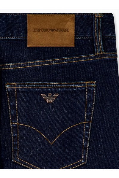 Slim-fit five-pocket denim jeans with contrast stitching