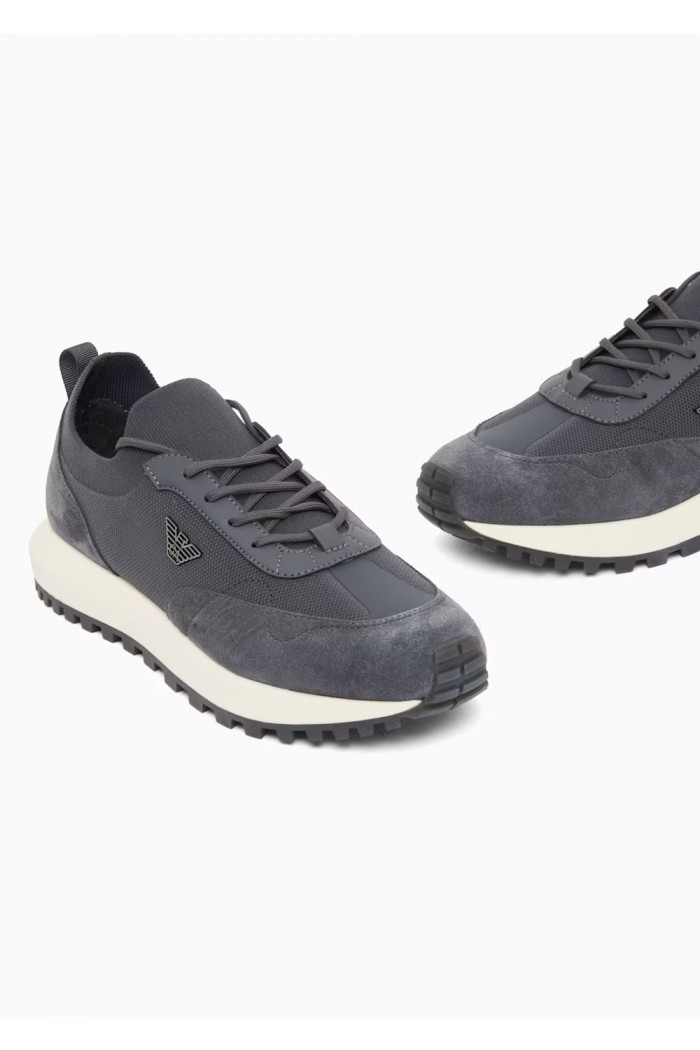 Low-top sneakers in suede and mesh with a rubber sole
