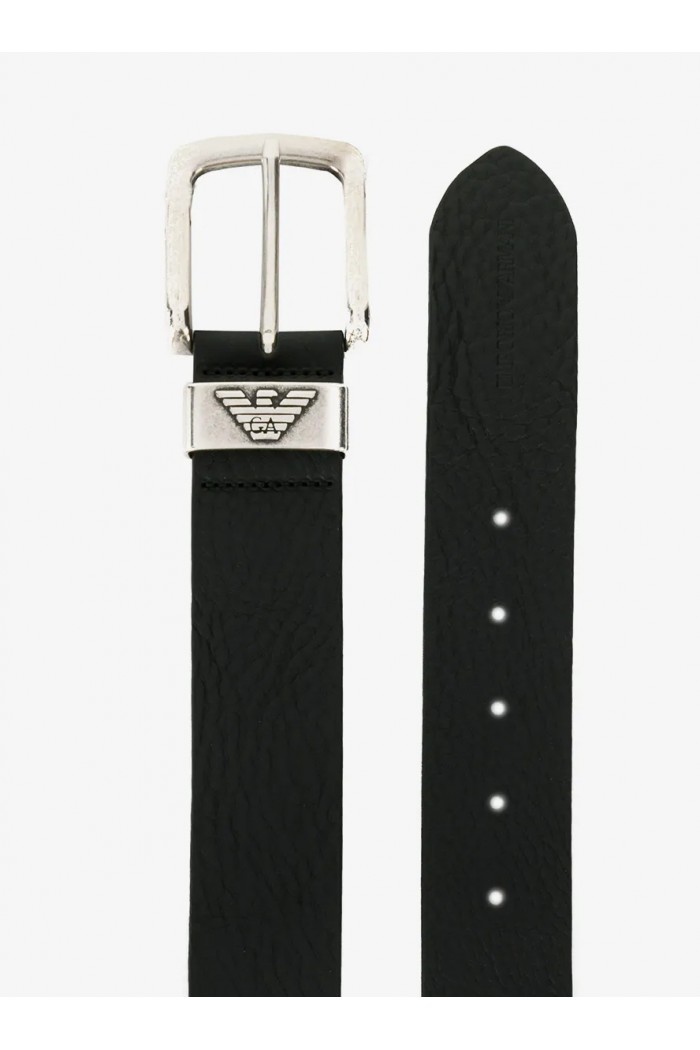 Leather belt with logo buckle