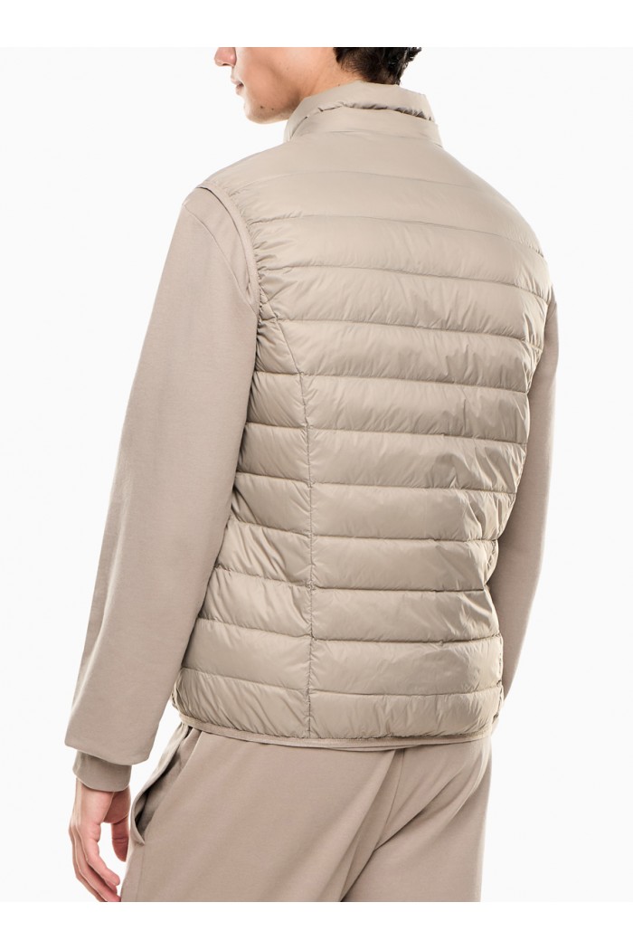  packable gilet