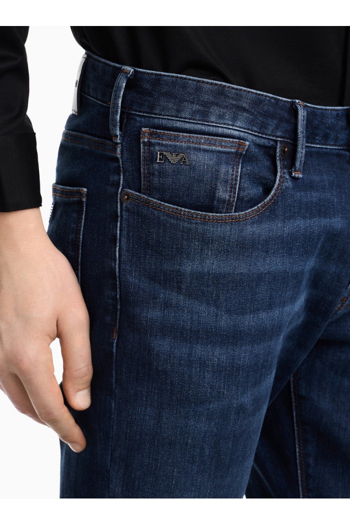 J06 slim-fit washed comfort-denim jean J06 slim-fit washed comfort-denim jean