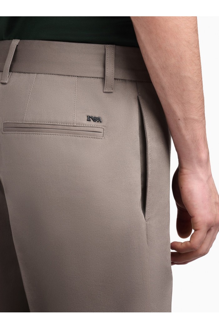 Comfort cotton chino Bermuda shorts Comfort cotton chino Bermuda shorts