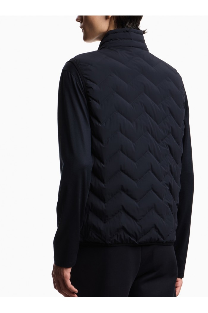 Water-repellent chevron quilted nylon spandex sleeveless down jacket Water-repellent chevron quilted nylon spandex sleeveless down jacket