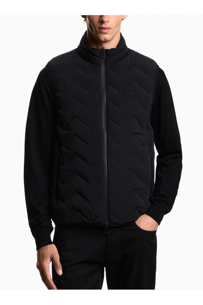 Water-repellent chevron quilted nylon spandex sleeveless down jacket Water-repellent chevron quilted nylon spandex sleeveless down jacket
